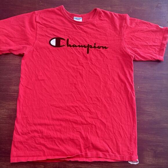 Champion Red Script Logo T-Shirt – Size L – Embroidered – Made in Honduras Large - Picture 1 of 4